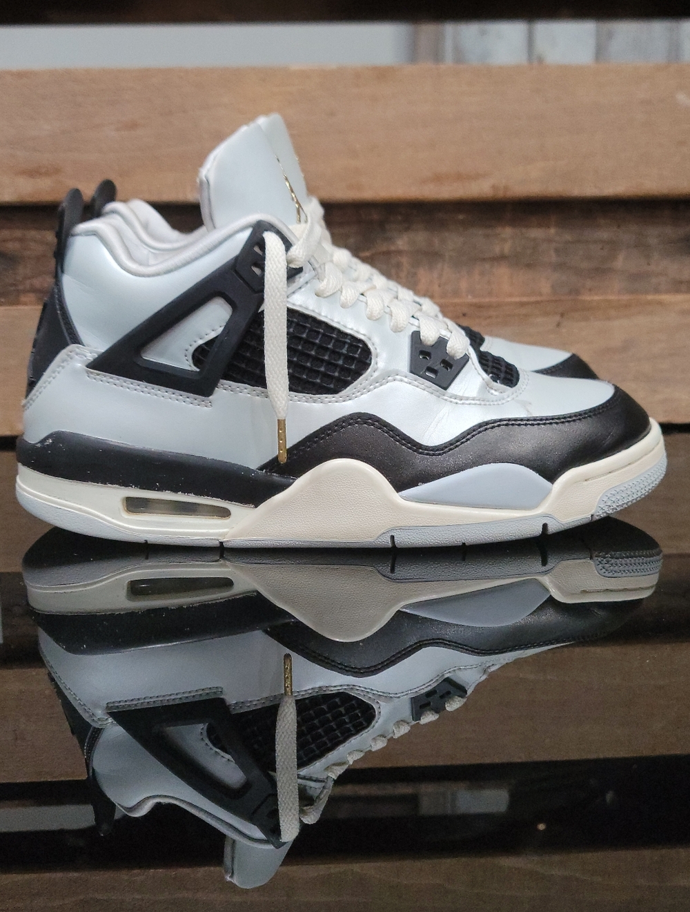 Nike Air Jordan 4 Retro "Platinum Gold" Wmns 8 Same Day Shipping - Picture 3 of 14